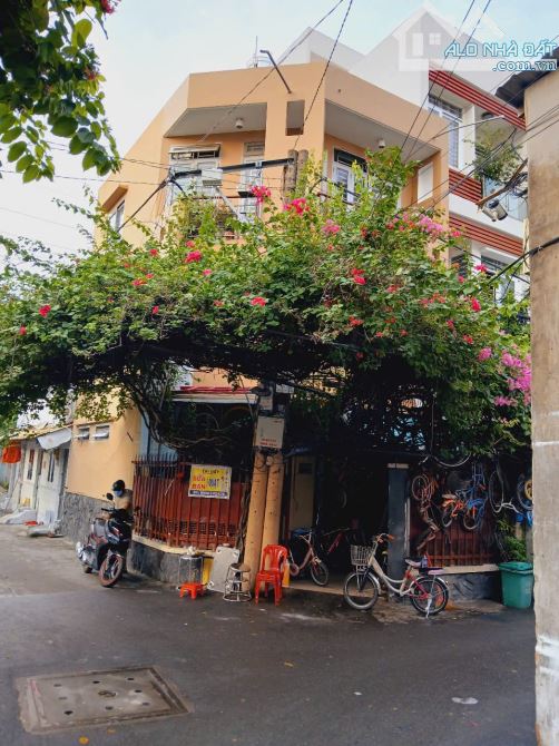 LÔ GÓC 2 MẶT TIỀN _ KD 🟩🟨🟥 CÓ 3P TRỌ 8tr/th _ ĐƯỜNG NHỰA XE HƠI THÔNG   📍 Dương Thị Mư