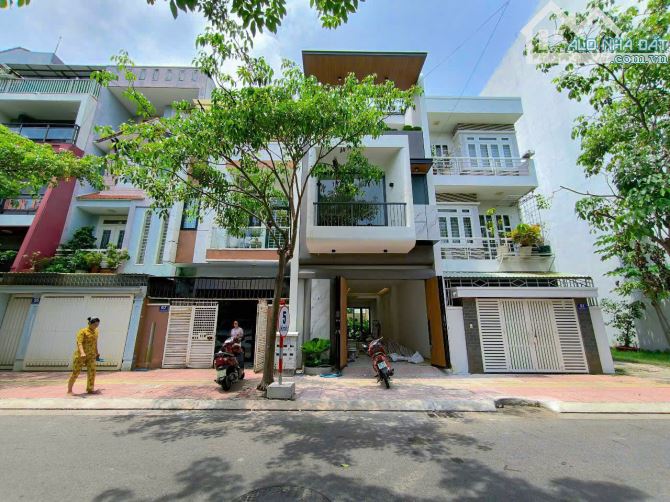 BÁN NHÀ 3 TẦNG ĐẸP HIỆN ĐẠI 5X17 ĐƯỜNG NGUYỄN THỊ MINH KHAI GẦN BÃI SAU, 12.5 TỶ
