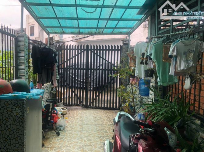 85m2 CÔNG NHẬN ĐỦ. Hẻm OTO THÔNG NGAY CHỢ VẠN HẠNH. CÁCH 200m RA NGUYỄN ẢNH THỦ. CHỈ 2.85T