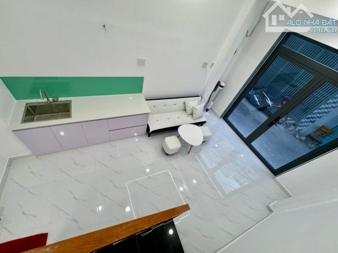 SIÊU PHẨM 3 TẦNG -HẼM THÔNG LUỸ BÁN BÍCH-TÔ HIỆU- HOÀ BÌNH-NHÀ MỚI Ở NGAY -SỔ VUÔNG