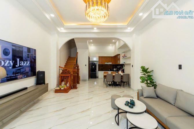 Cần bán homestay full nội thất sịn đường Mai Hắc Đế  - P6- Đà Lạt