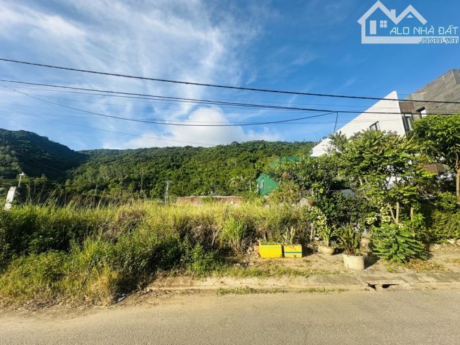 BÁN LÔ ĐẤT BIỆT THỰ DT 300M2 ĐƯỜNG LƯƠNG HỮU KHÁNH NÚI SƠN TRÀ CÁCH BIỂN 150M