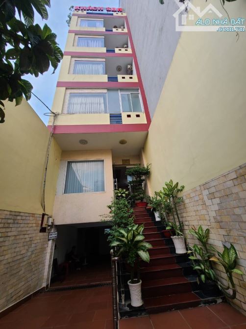 Chủ giảm 1,5 tỷ - Bán khách sạn 6tầng - Thang máy - Hà Huy giáp - 140m2 - Giá 23,5 tỷ