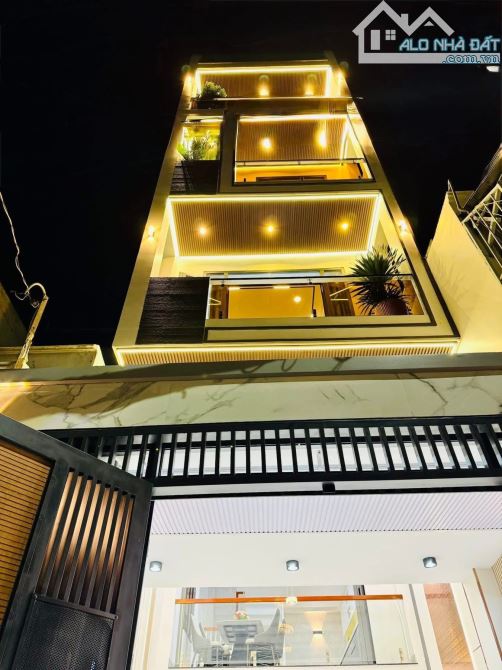 Bán nhà hẻm xe hơi 8M ngay Nguyễn Thành Ý,ĐaKao,Quận 1-Giá:6tỷ190/63m2(4,5x14)