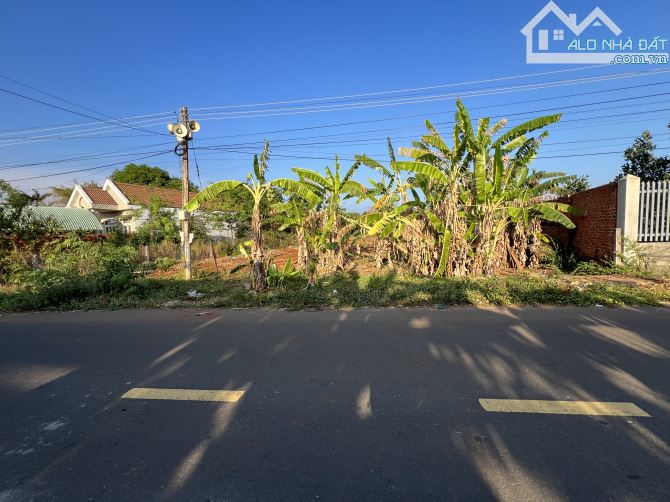 BÁN LÔ ĐẤT MẶT TIỀN PHẠM VĂN HY ngay trung tâm TT Đất Đỏ - Long Đất -  BRVT
