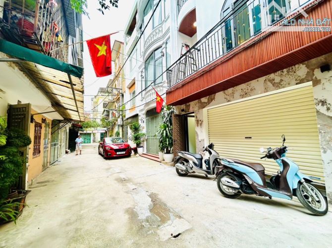 BÁN NHÀ NGỌC HỒI – PHÂN LÔ - Ô TÔ ĐỖ CỬA – 54M2, MT 4,9m – 13.5 TỶ