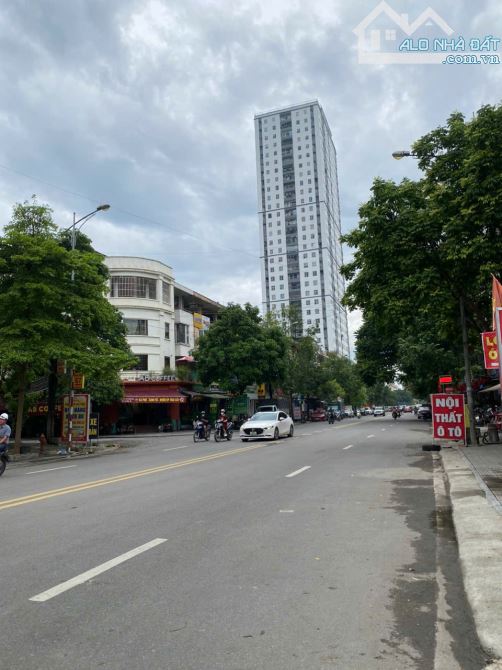 BÁN GẤP NHÀ VĂN PHÚ HÀ ĐÔNG LÔ GÓC 3 MẶT THOÁNG 45M x 4 TẦNG