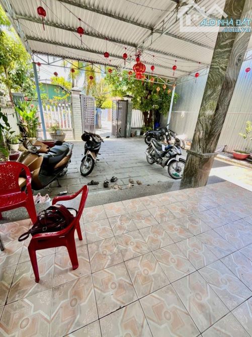 🔥LÔ ĐẤT KHỦNG 317M2 , NGANG 9M TẶNG  NHÀ 2 TẦNG , BÌNH THÁI  NGAY TRUNG TÂM CẨM LỆ.
