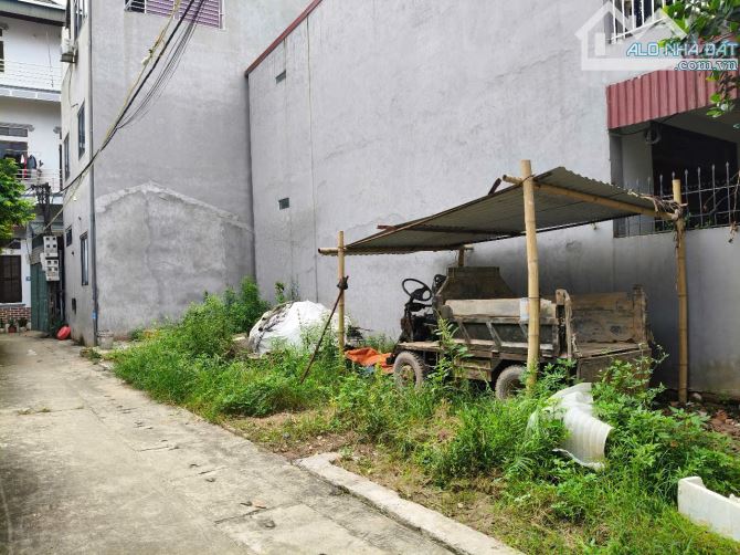 Hiếm đất Tổ 5, Yên Nghĩa, lô góc 2 mặt thoáng, 60m2, MT4.25m, nở hậu, 7.5 tỷ