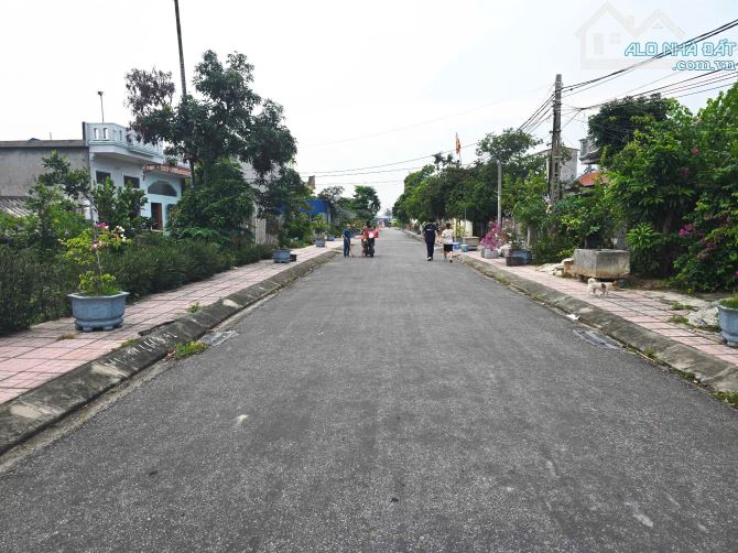 73,1m2 trục thôn Tam Kiệt, Hữu Bằng, Kiến Thụy