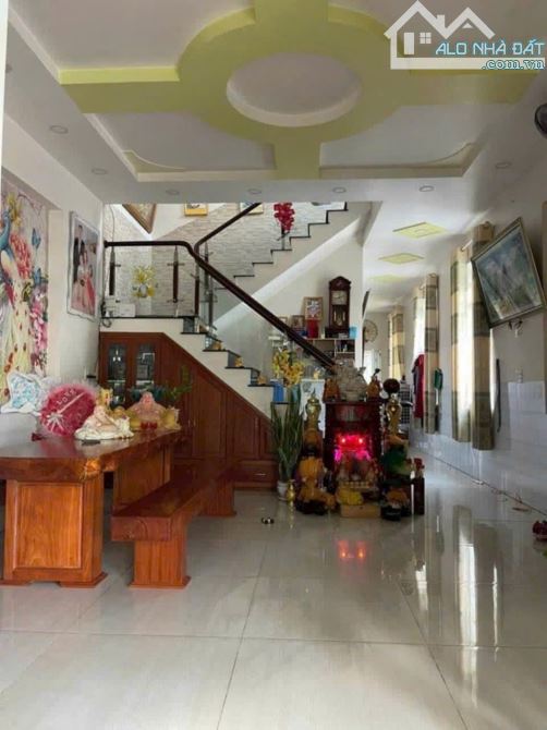 Bán nhà 1 trệt 1 lầu Lộc An Long Thành  sát 769 chỉ 2.1 tỷ