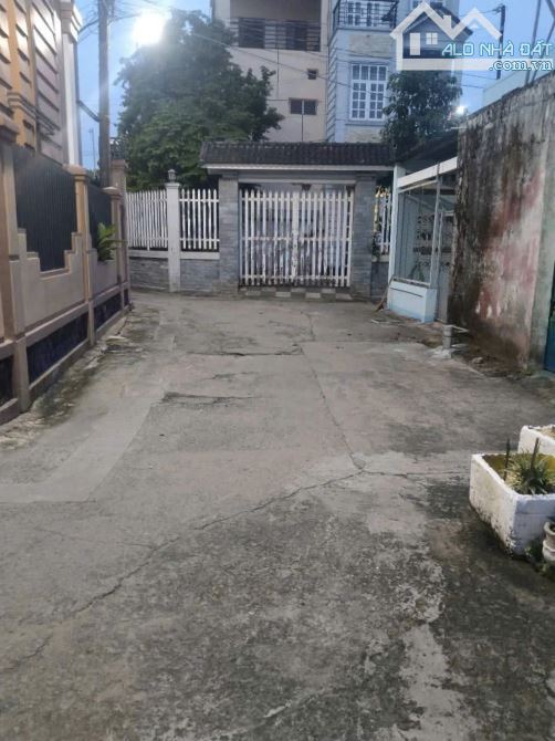 Bán nhà Thị Trấn Long Thành có thể cho thuê 15 tr/ tháng