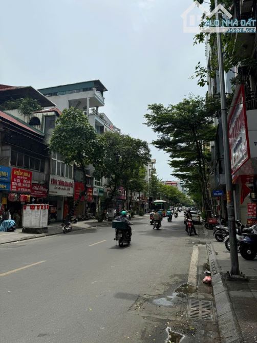 Bán nhà phố Khâm Thiên, vỉa hè 7m, kinh doanh đỉnh, nhà mới, 79m2, 37 tỷ