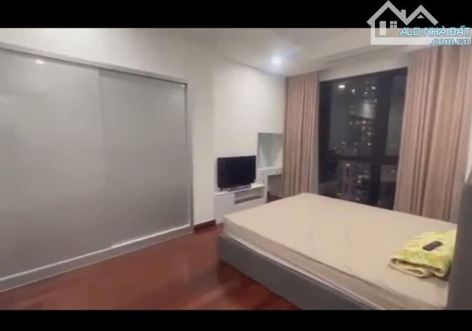 Cho thuê CC Royal City, 20 triệu VND, 105m2, 2PN, 2WC, giá ưu đãi, chính chủ tại Hà Nội