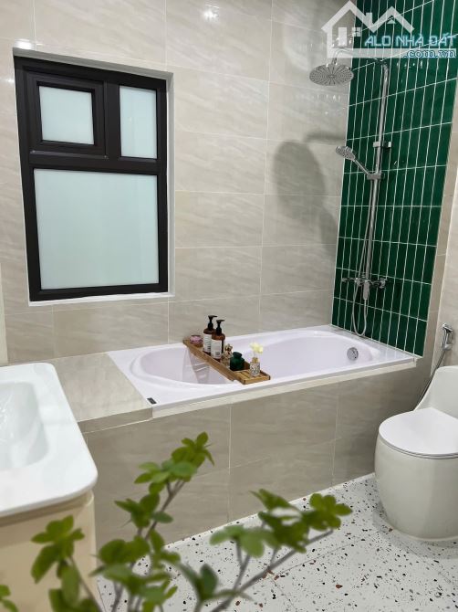 Bán nhà Bạch Mai 37/40m2, 5T, mt 4.2m lô góc, full nội thất, quy hoạch sát phố. Giá 7.8 tỷ - 11