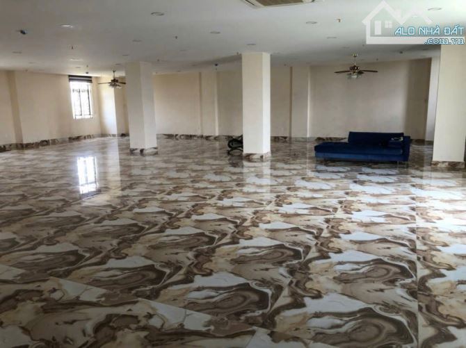 Hàng hót cho đầu tư, bán nhà mặt tiền ngay Trần Quang Khải Q1, DT 9.5x20m 4T giá 57 tỷ - 1