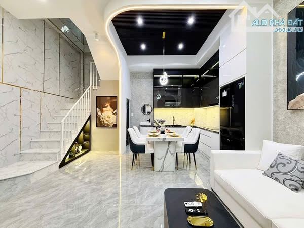 💥 LIỀN KỀ QUẬN 7 – NHÀ PHỐ 4 TẦNG ĐẸP HIỆN ĐẠI – FULL NỘI THẤT – CHỈ 5.95 TỶ - 1