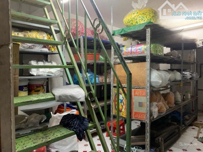 Bán nhà 1 trệt 1 lầu mặt tiền Chợ Biên Hòa, 60m2, có hoàn công, giá 7 tỷ 800. - 1