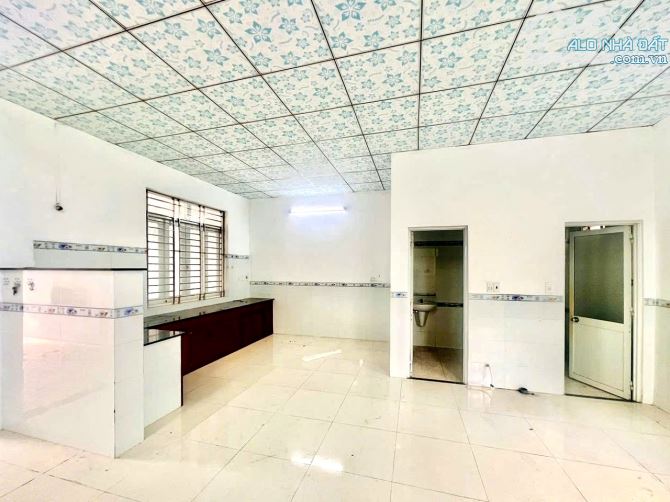 BÁN NHÀ TRẢNG DÀI, SỔ HỒNG RIÊNG ĐƯỜNG RỘNG 6m THÔNG THOÁNG GẦN CÂY XĂNG 75 - 1