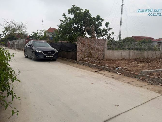 Bán 46m Trục chính thôn Đông Tảo. Đường 6m oto tránh .Giáp trường cấp 1,2 . Chợ đầu mối ., - 1