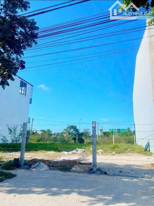 🌄🌄 Mặt Tiền Nguyễn Lộ Trạch Khổ Nhỏ Chỉ Có 60tr/m2.37.4 - 1