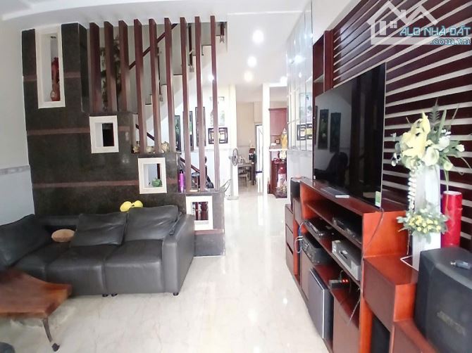 Bán nhà  HXT Lê Đức Thọ, P15, Gò Vấp, 209m2, 2 tầng, ngang 10,2m, tặng hết nội thất xịn, - 1