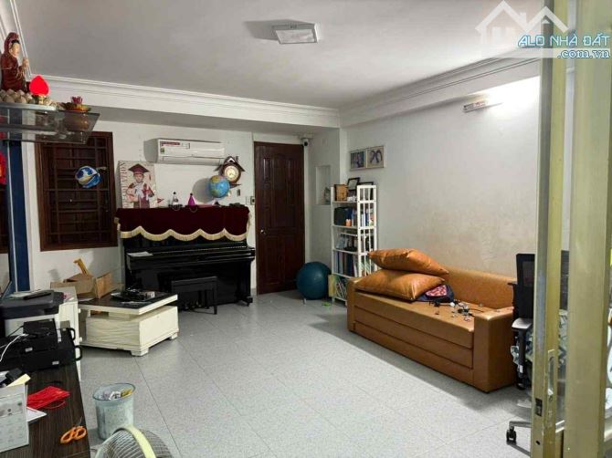 Cơ Hội Vàng Sở Hữu Nhà 1 Trệt 2 Lầu đường D5, sau DH Ngoại Thương - Giá Chỉ 110 Triệu/m²! - 1