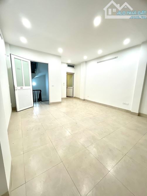 Miếu Đầm - Nam Từ Liêm, 44m2 - 6 tầng - Nhỉnh 10 tỷ - 1