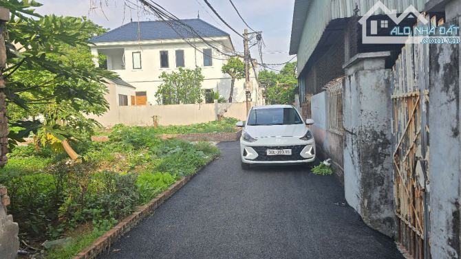 BÁN MẢNH ĐẤT NGÕ NÔNG Ô TÔ ĐỖ CỬA. DỤC TÚ ĐÔNG ANH DT 40M , MT4M , NHỈNH 3 TỶ - 1