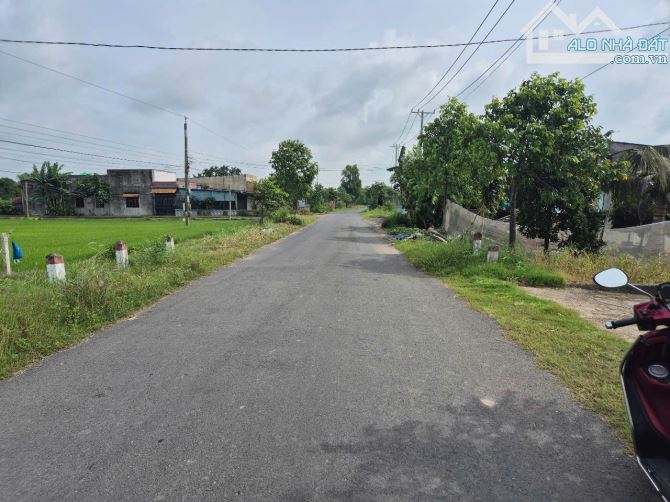 Bán đất 15x70m, gần đường Hồ Chí Minh, Xã An Ninh Đông, Đức Hòa, Long An. Giá 3 tỷ - 1