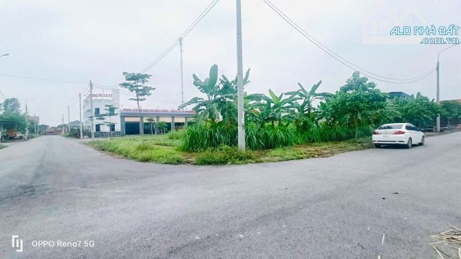 Bán 120m đất đấu giá tại TP Hưng yên. Đường 3 oto tránh . Via he 3m giá chỉ 24tr/m - 1