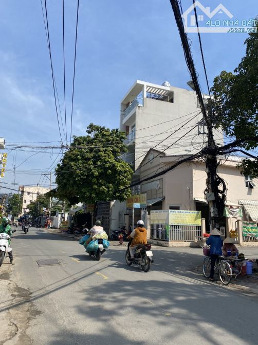 Nhà 3 Tầng Mới Đẹp – Căn Góc Đường Số – Bình Trưng Tây Quận 2 – Giá 4.9 Tỷ – Xe Hơi Tránh - 1