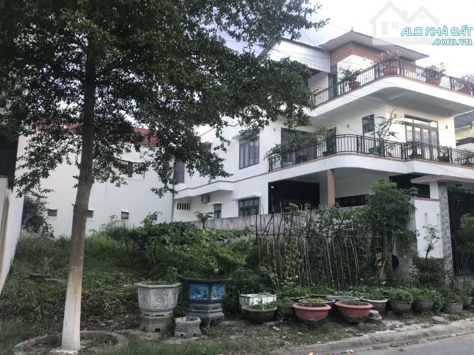 LÔ BIỆT THỰ KHU TÂY PHAN ĐÌNH PHÙNG GẦN NGAY TRƯỜNG QUỐC TẾ TRUNG TÂM TP QUẢNG NGÃI - 1