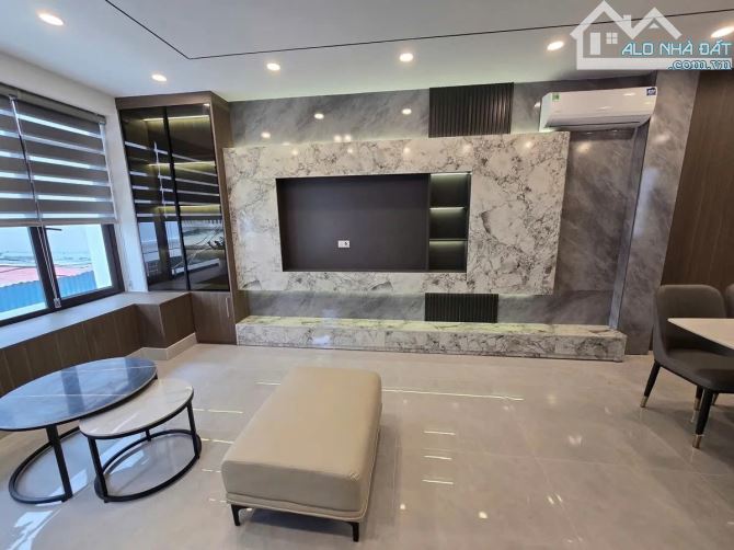 Bán nhà Phố Bát Khối, Long Biên, 45m2, 6T Thang máy, Lô góc- ô tô, Chỉ 10.9 tỷ - 1