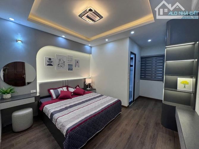 TIỂU KĐT NAM LA KHÊ-HÀ ĐÔNG,6T THANG MÁY P.LÔ VỈA HÈ Ô TÔ TRÁNH KD,DT68M2,GIÁ 24,1 TỶ - 1