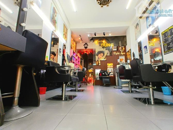 Bán nhà: đường Lý Thái Tổ, Q10. DTSD 42m2. 3 tầng. Giá 11,8 tỷ - 1