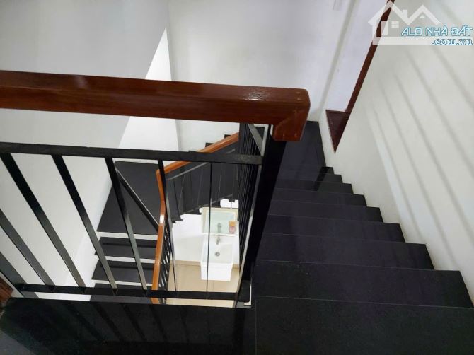 KIỆT Ô TÔ TTTP Q.HẢI CHÂU 2 TẦNG ĐẶNG THÙY TRÂM DT 80M HƠN 4 TỶ - 1