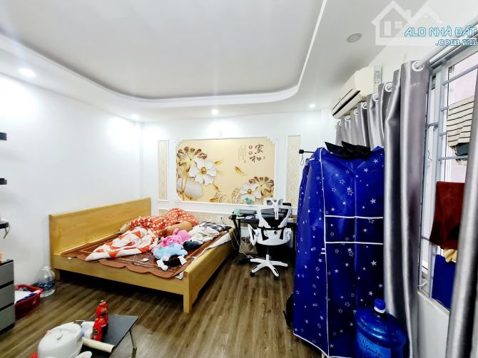 Phố Xốm Hà Đông mới, ngõ ba gác tránh, gần phố, cho thuê 12tr/t 5 tầng 31m chỉ 4.35 tỷ - 1