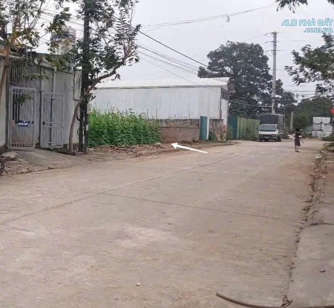 92m Full ODT. mặt tiền 4.6m, sâu 20m. tại TT Lương Sơn. giá chỉ hơn 2 tỉ - 1