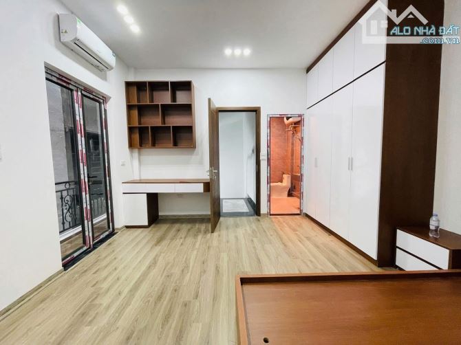 BÁN NHÀ THỊNH QUANG, ĐỐNG ĐA. 5 TẦNG MỚI KOONG, Ở LUÔN, NGÕ 3 GÁC PHÓNG, FULL NỘI THẤT. - 1