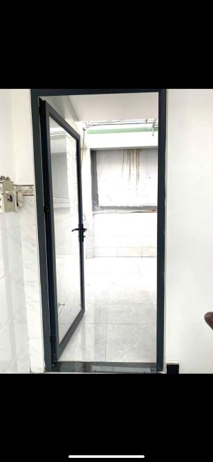 Cho thuê nhà đường Hòa Hảo Q10, 2 lầu 3PN, 3WC, 44m2, giá 16tr/tháng - 1