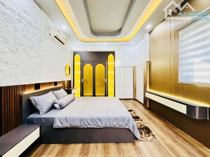 Bán nhà hẻm ô tô 1 trục Quang Trung, Gò Vấp, gần mặt tiền, 3 phòng ngủ, chỉ 5 tỷ nhỉnh - 1