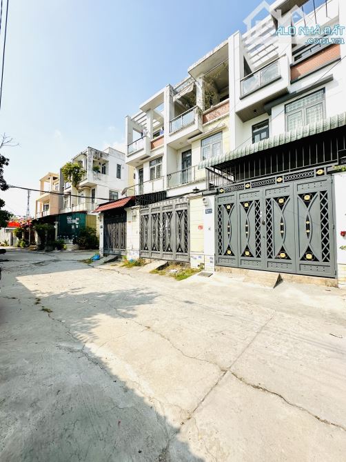 Bán nhà Thạnh lộc 19 Quận 12 gần chợ Cầu Đồng - 1