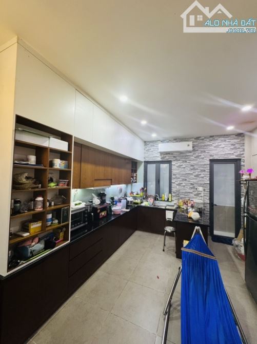 Sát Aeon Tên Lửa - Nhà Mới Đẹp - 4 Tầng - 4PN - Hoàn Công Đủ Chỉ 6,6TỶ TL TỐT - 1