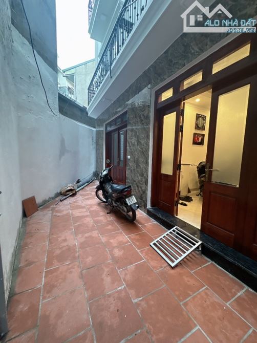 🏡 BÁN NHÀ Ô CÁCH MỚI TINH – 5 TẦNG – THANG MÁY – CÁCH Ô TÔ 10M – HIẾM CÓ KHÓ TÌM - 1