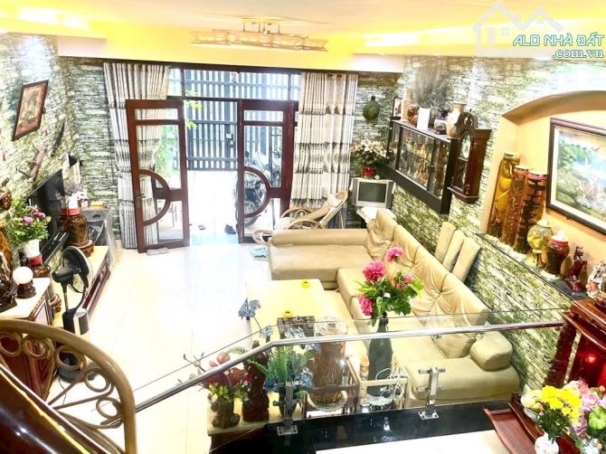 NGỘP GIẢM 3.6TỶ ngay khu VIP D2, bán nhà 3Tầng (5.4 x 23) 6P ngủ, OTO VÀO NHÀ chỉ hơn 17tỷ - 1