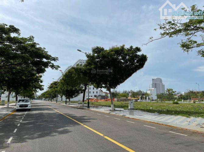 Bán Gấp 210m2 1.82Tỷ Ngay Trung Tâm - Cạnh VINGROUP, Đối Diện CHỢ Long Thành - Gần Sân Bay - 1