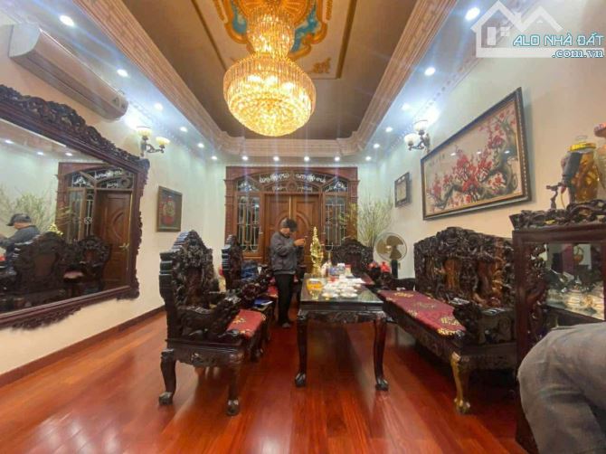 CỰC HIẾM DÂN XÂY GIA THỤY LONG BIÊN  NGÕ NÔNG THÔNG ÔTÔ TRÁNH Ô CHỜ THANG MÁY G,,IÁ TỐT. - 1