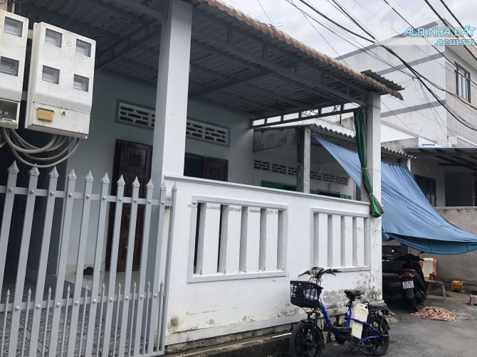 Tt Phước hải-đi bộ ra biển,dt:167m2- ngang gần 12m sâu vô 14m- full thổ cư-sẵn nhà nhỏ-4tx