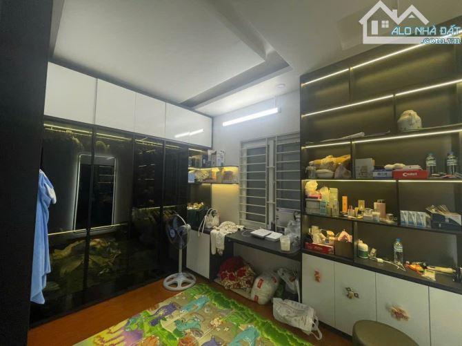 Bán nhà mặt phố Ấu Triệu, 80m2, 72.5 tỷ, kinh doanh siêu đỉnh, phù hợp xây khách sạn